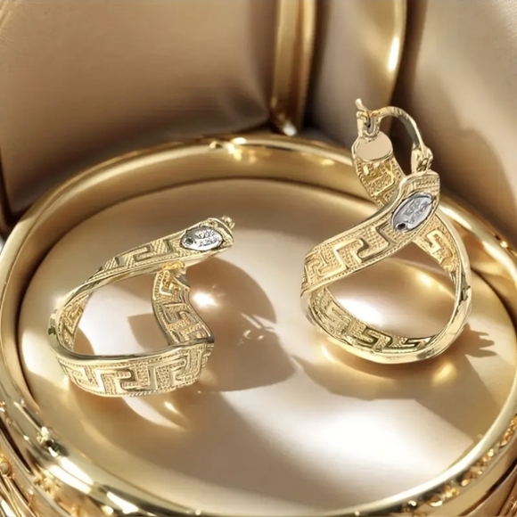 18K Gold Plated Infinity Shape Hoop Style Earrings Greek Style Design - Picture 3 of 7